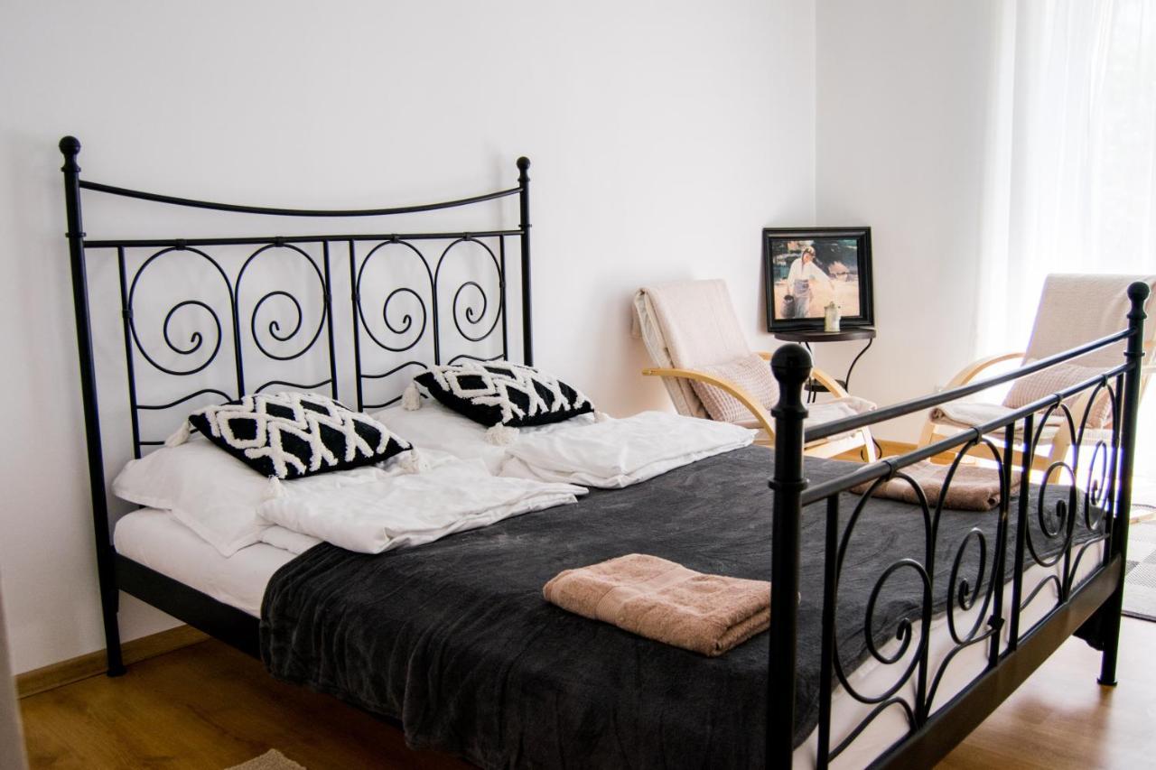 Color 24 Apartament V Apartment Stalowa Wola Bagian luar foto