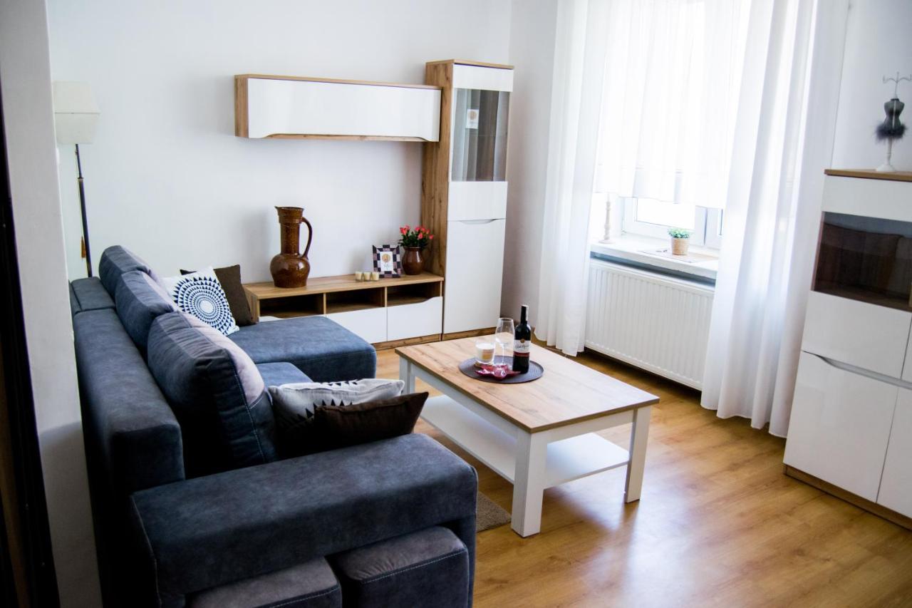 Color 24 Apartament V Apartment Stalowa Wola Bagian luar foto